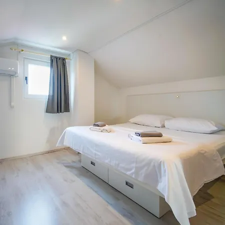 Lägenhet Zora-4 By Interhome Lopar