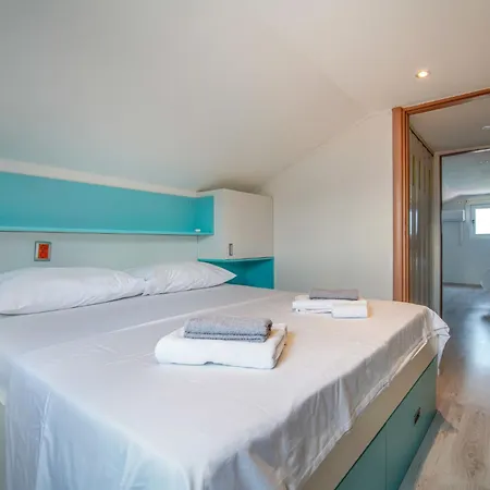 Zora-4 By Interhome Lägenhet