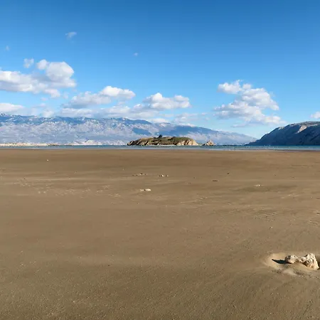 Zora-4 By Interhome Lopar